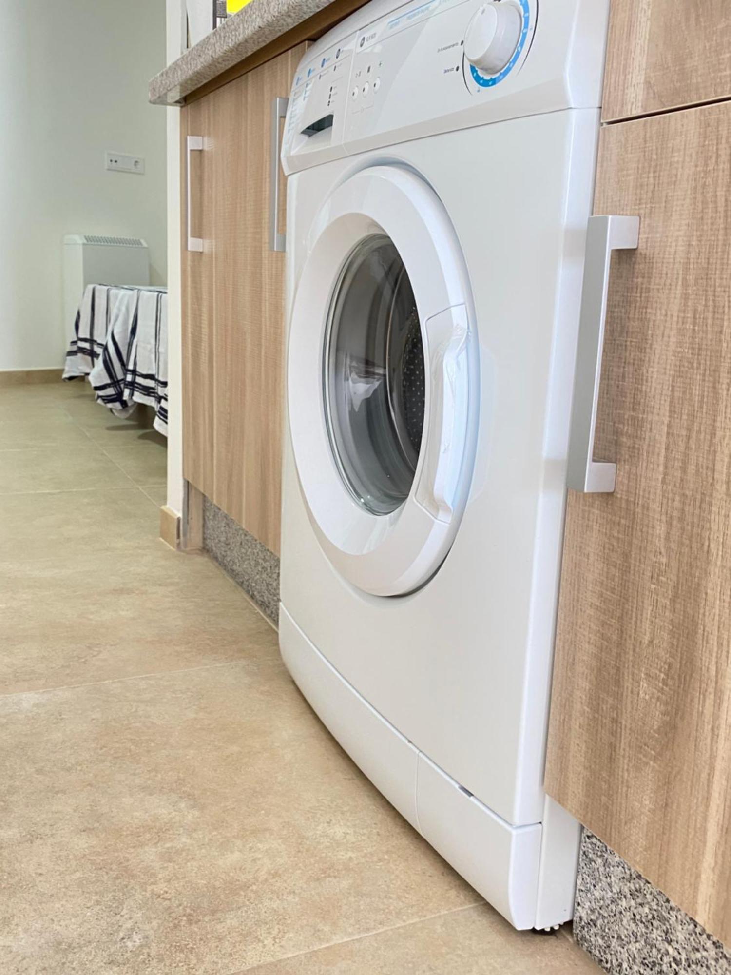 Apartamentos Penaflor Guadix Bagian luar foto