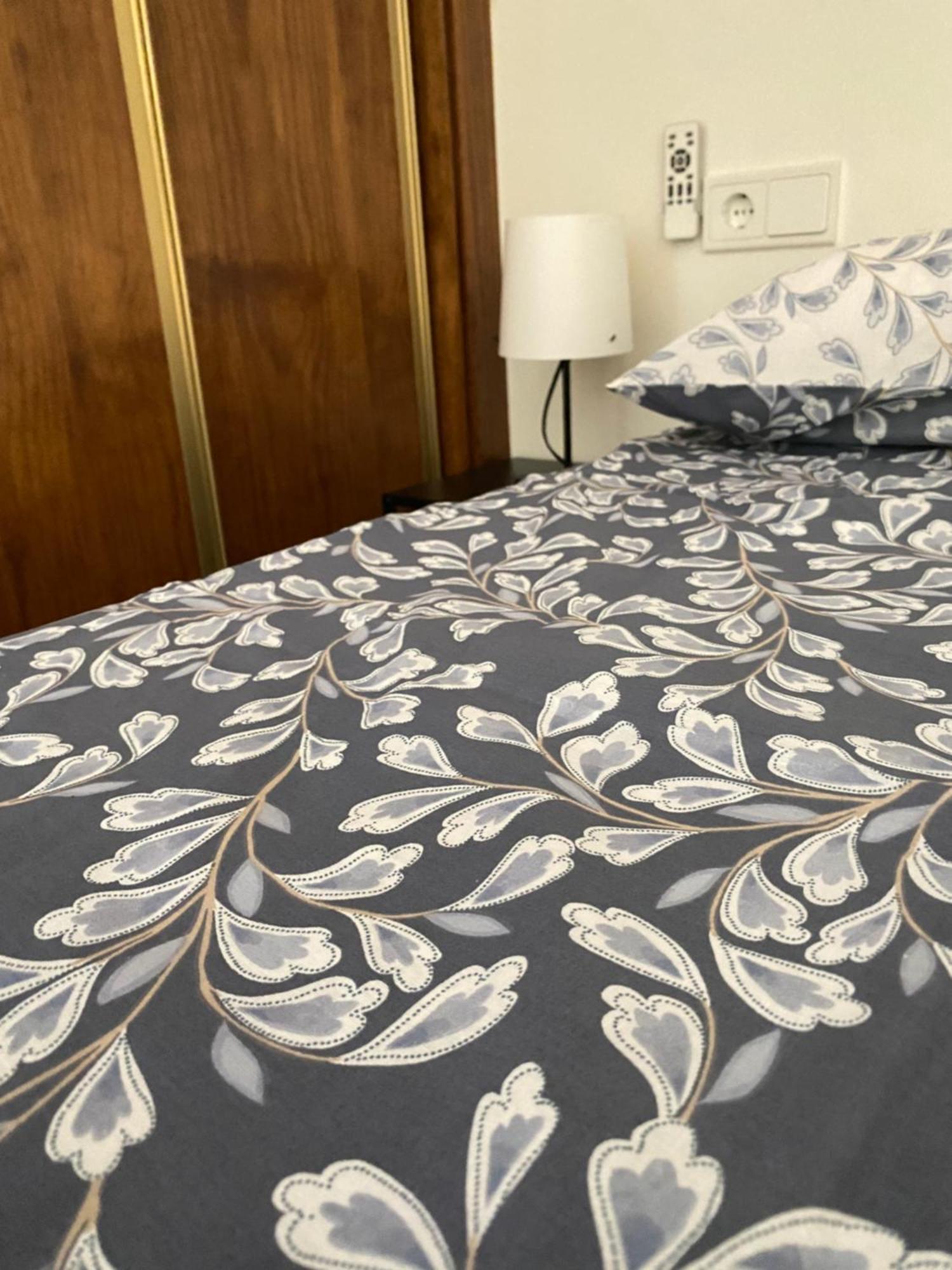 Apartamentos Penaflor Guadix Bagian luar foto