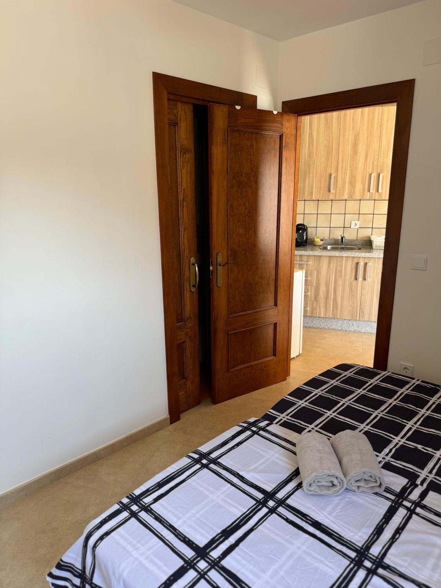 Apartamentos Penaflor Guadix Bagian luar foto