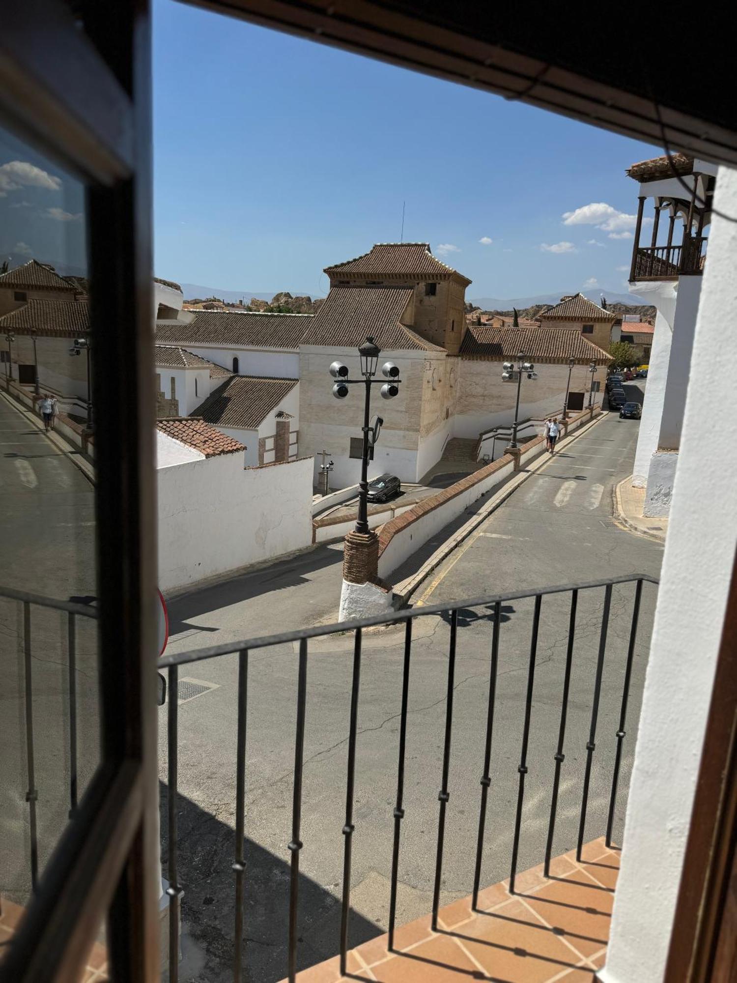 Apartamentos Penaflor Guadix Bagian luar foto