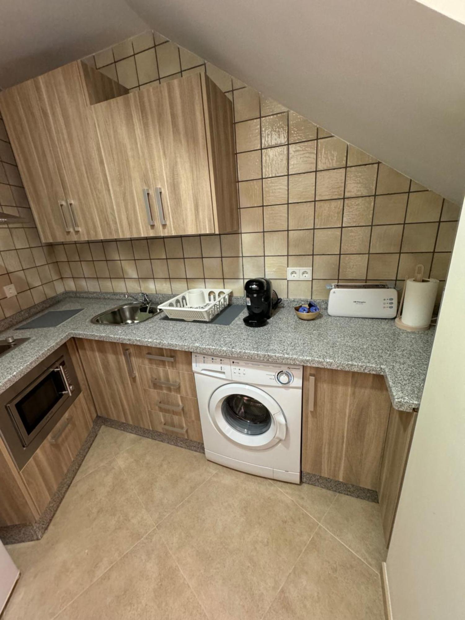 Apartamentos Penaflor Guadix Bagian luar foto